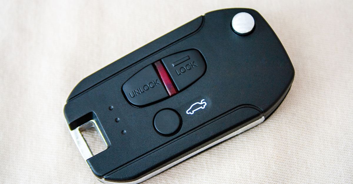 Nissan car key fob — Troy Locksmiths