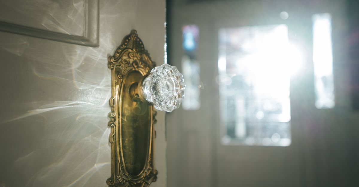 Door Knob Lock Repair — Troy Locksmiths