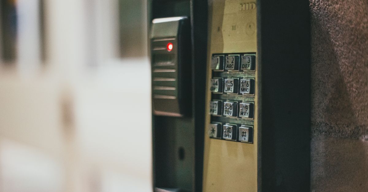 5 Signs Your Business's Mortise Lock Is About to Fail — Troy Locksmiths
