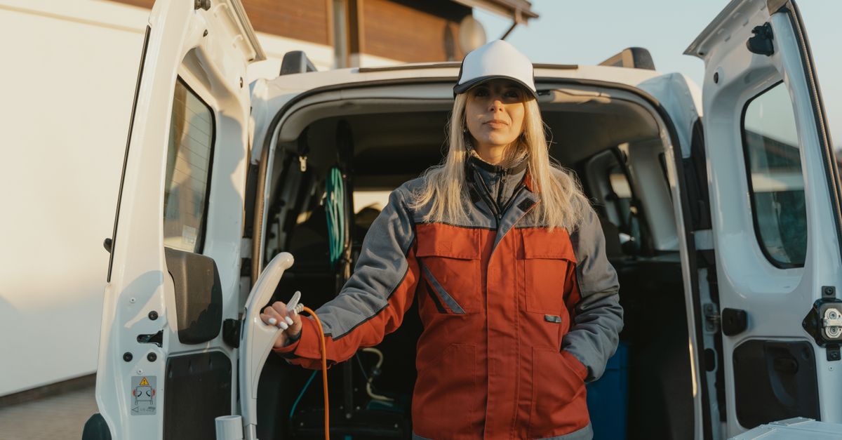 locksmith service technician — Troy Locksmiths