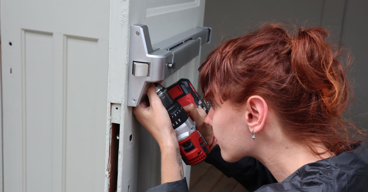 locksmith service technician — Troy Locksmiths