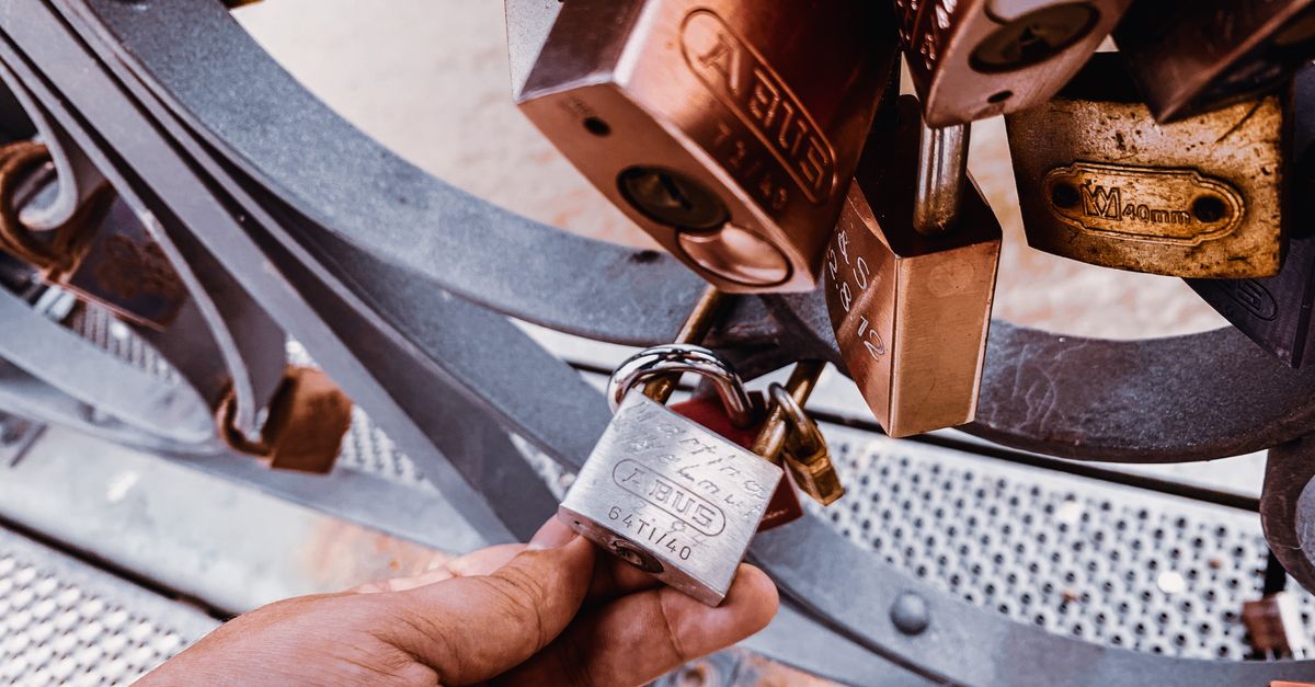 locksmith shop keys — Troy Locksmiths